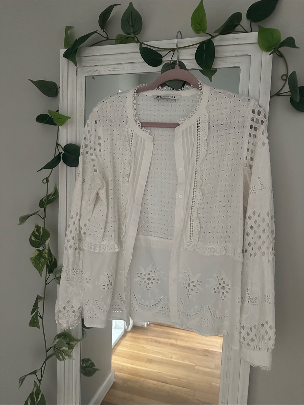 Zara White Eyelet Lace Blouse